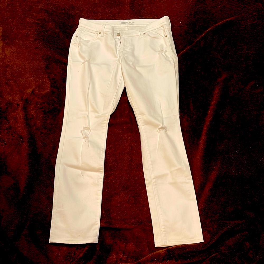 White flirt Old Navy jeans zipper front. New without tags. Never worn size 10